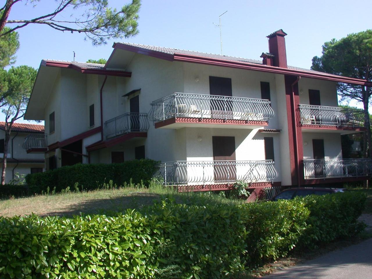 Villa Flamicia 1P Lignano Sabbiadoro Bagian luar foto