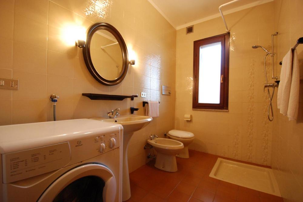 Villa Flamicia 1P Lignano Sabbiadoro Bagian luar foto