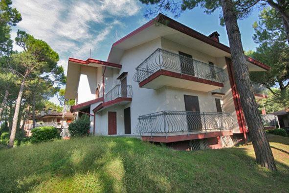 Villa Flamicia 1P Lignano Sabbiadoro Bagian luar foto